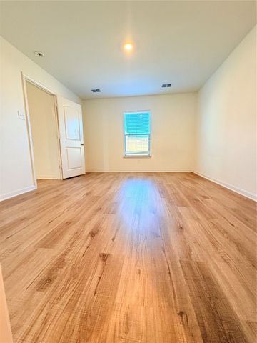 1811 Fergus, Ponder, TX 76259