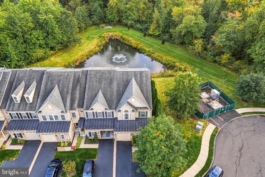 371 VILLAGE WAY, CHALFONT, PA 18914 — photo 2