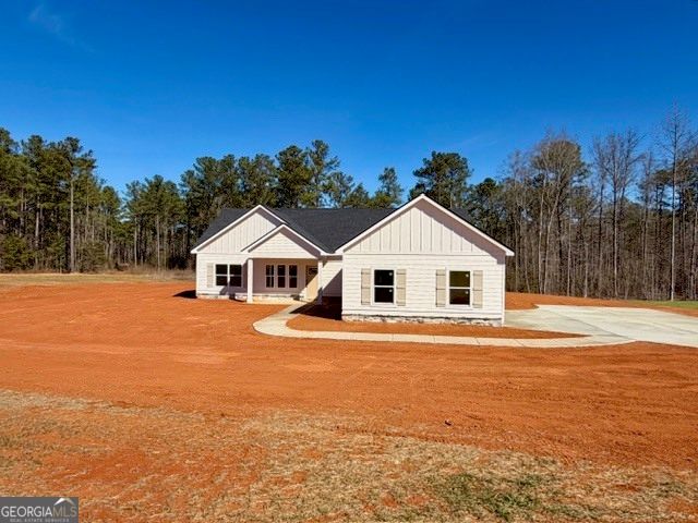 226 Robert Williams Road, Pine Mountain, GA 31822