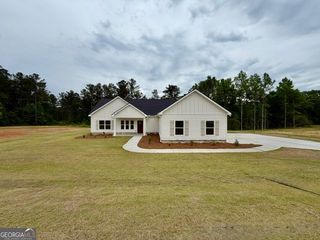 226 Robert Williams Road, Pine Mountain, GA 31822