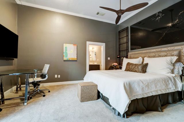 1754 Hawthorne Street, Houston, TX 77098