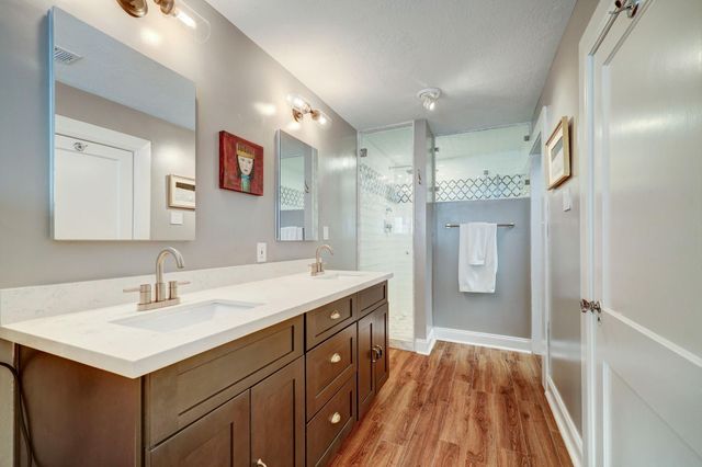 1754 Hawthorne Street, Houston, TX 77098