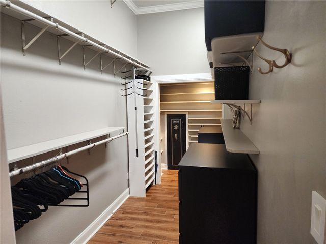 1754 Hawthorne Street, Houston, TX 77098