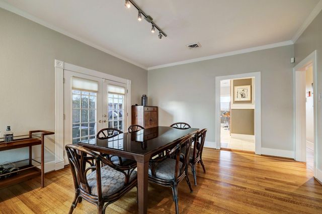 1754 Hawthorne Street, Houston, TX 77098