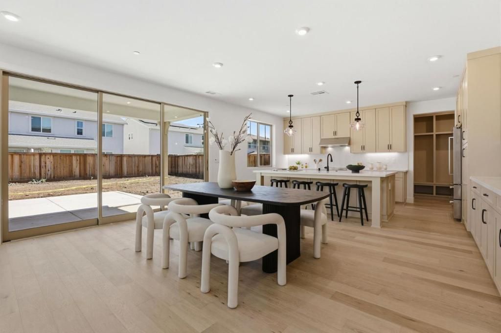 Image 12 of property listing at 7376 Ailes Court, Gilroy, CA 95020