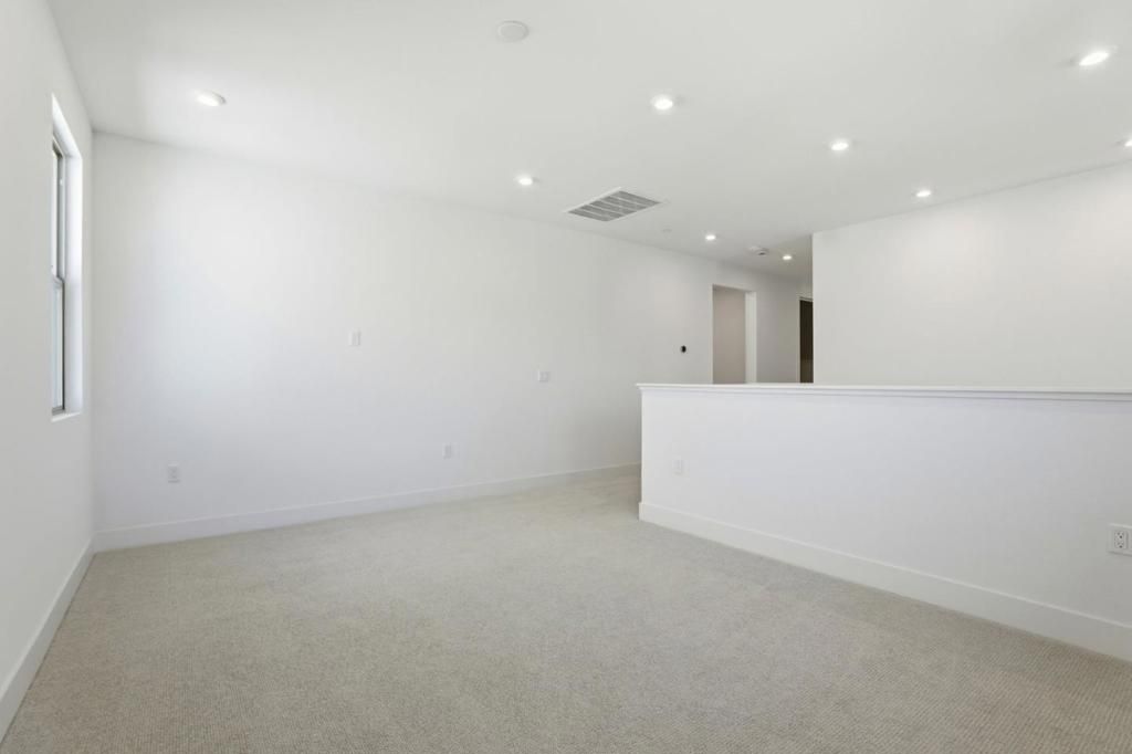 Image 16 of property listing at 7376 Ailes Court, Gilroy, CA 95020