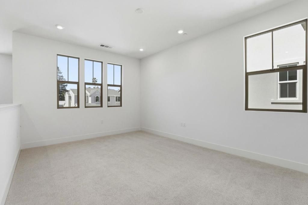 Image 19 of property listing at 7376 Ailes Court, Gilroy, CA 95020