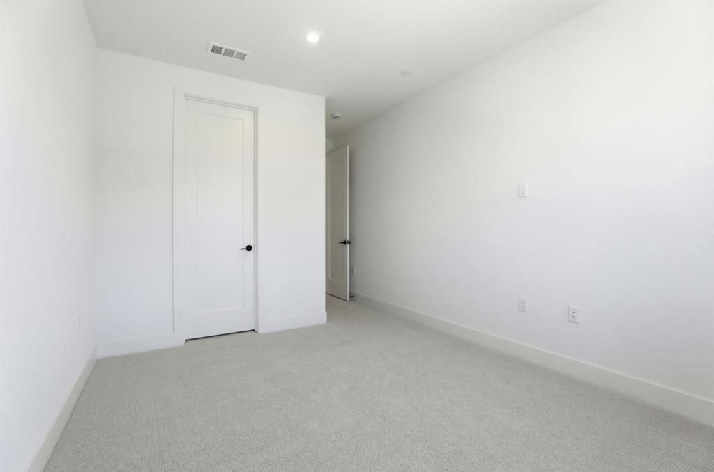 Image 25 of property listing at 7376 Ailes Court, Gilroy, CA 95020