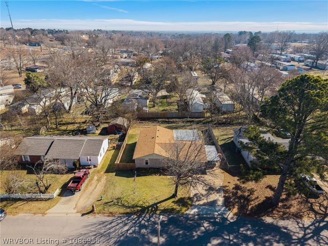 1002 Pattie Lane, Barling, AR 72923