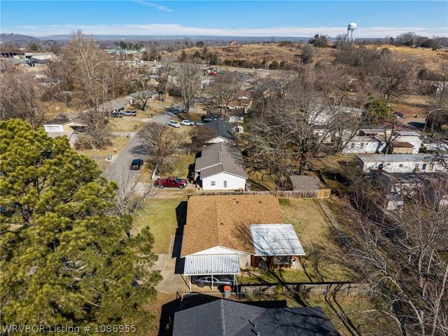 1002 Pattie Lane, Barling, AR 72923