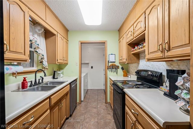 1002 Pattie Lane, Barling, AR 72923