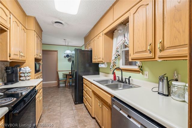 1002 Pattie Lane, Barling, AR 72923