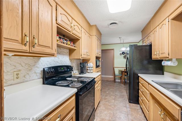 1002 Pattie Lane, Barling, AR 72923