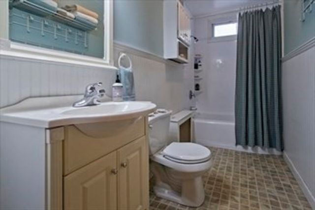 27 Morgan St., Holyoke, MA 01040