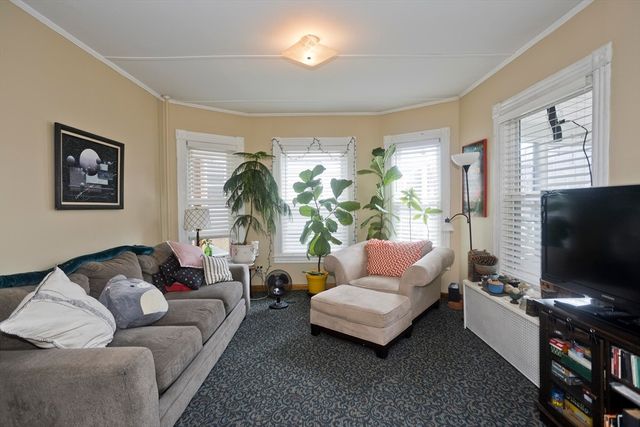 27 Morgan St., Holyoke, MA 01040