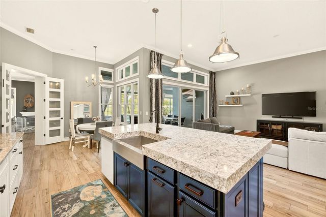 6951 CRESTPOINT DRIVE, Apollo Beach, FL 33572