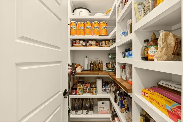 6951 CRESTPOINT DRIVE, Apollo Beach, FL 33572