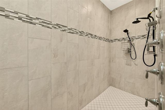 6951 CRESTPOINT DRIVE, Apollo Beach, FL 33572