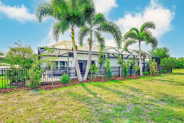 6951 CRESTPOINT DRIVE, Apollo Beach, FL 33572