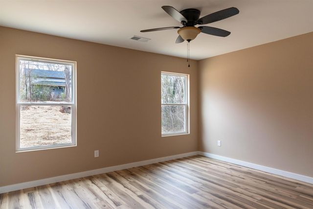 125 S Middle St, Spartanburg, SC 29307