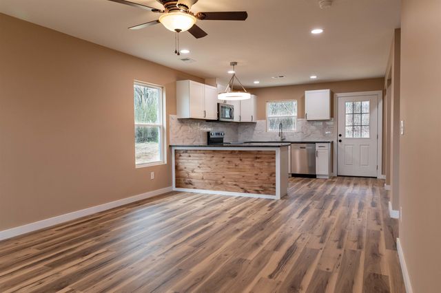 125 S Middle St, Spartanburg, SC 29307