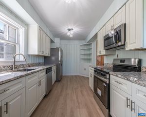 125 SOUTH ST, Louisa, VA 23093