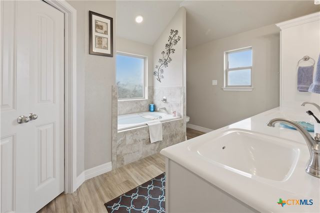 605 Willow Drive, Troy, TX 76579