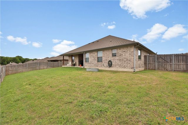 605 Willow Drive, Troy, TX 76579