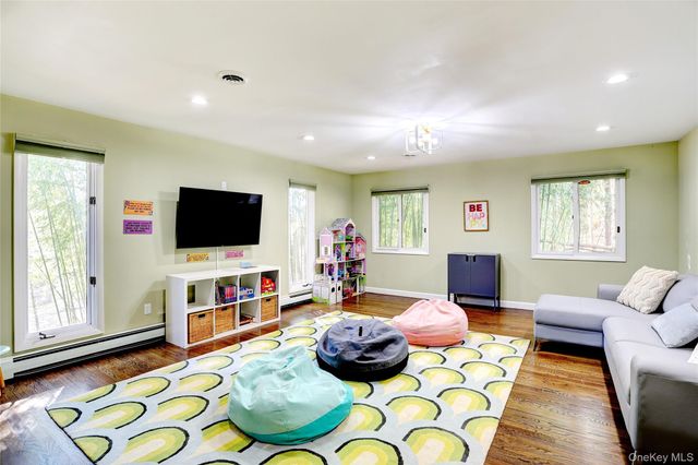 6 Scenic Vista Drive, New City, NY 10956