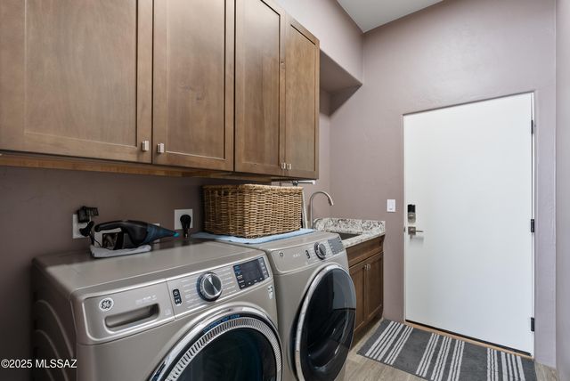 3188 W Tumamoc Drive, Tucson, AZ 85745