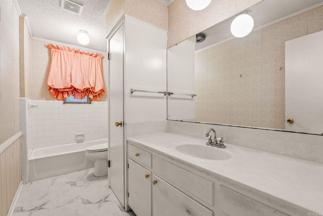 1205 Salem, Conway, AR 72034