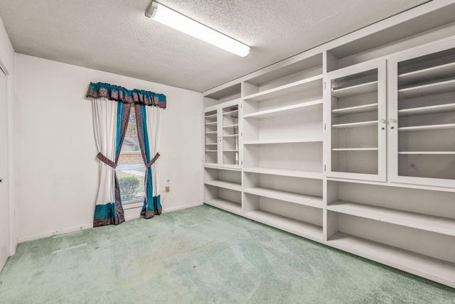 1205 Salem, Conway, AR 72034