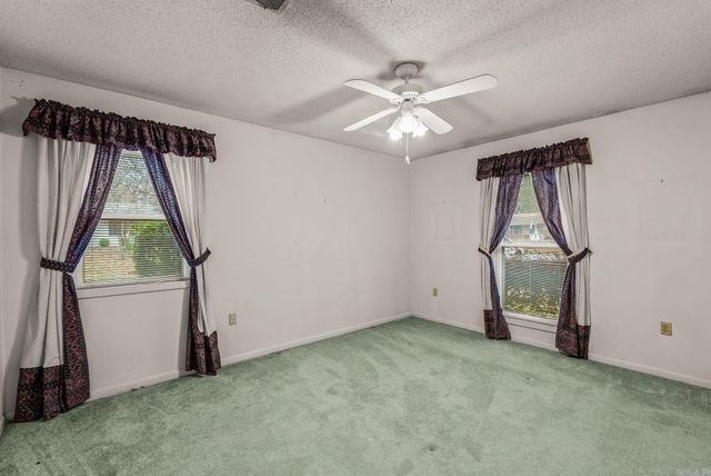 1205 Salem, Conway, AR 72034