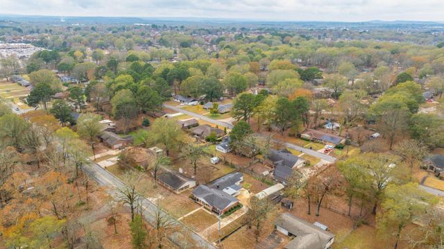 1205 Salem, Conway, AR 72034