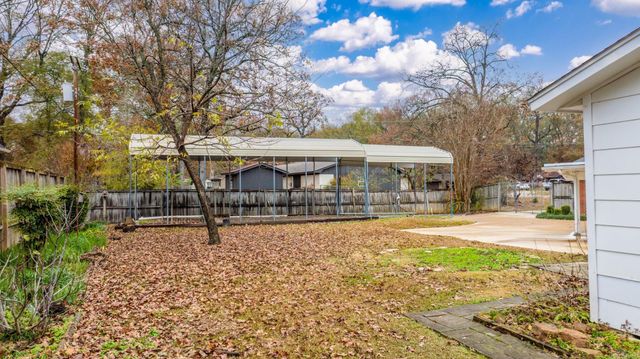 1205 Salem, Conway, AR 72034