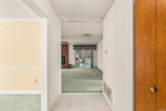 1205 Salem, Conway, AR 72034