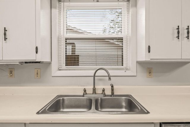 1205 Salem, Conway, AR 72034