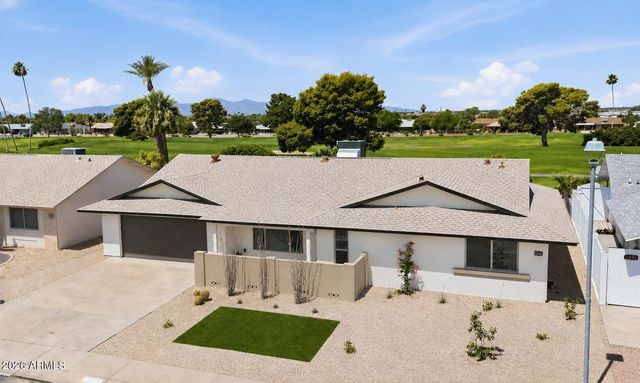 19430 N WILLOWCREEK Circle, Sun City, AZ 85373