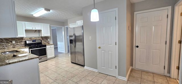 610 James Ridge Drive, Lawrenceville, GA 30045