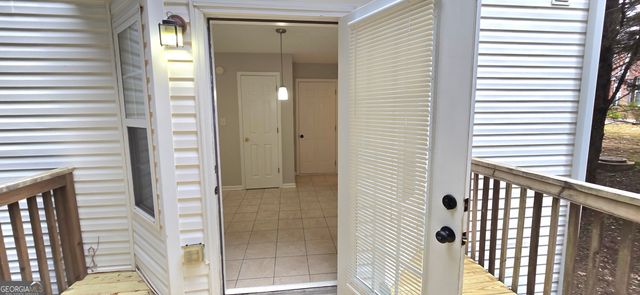 610 James Ridge Drive, Lawrenceville, GA 30045