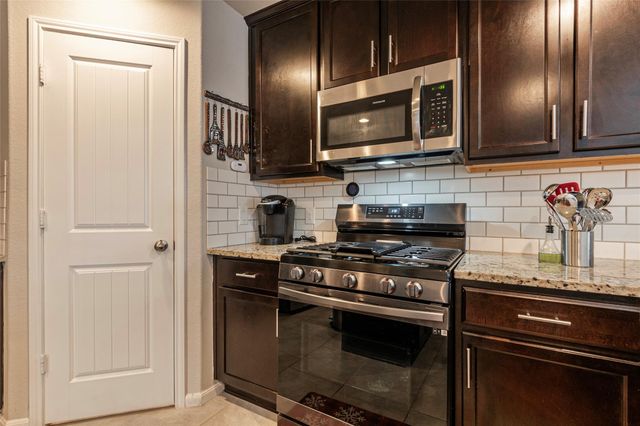 2214 Del Mar Drive, Texas City, TX 77568