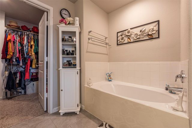 2214 Del Mar Drive, Texas City, TX 77568