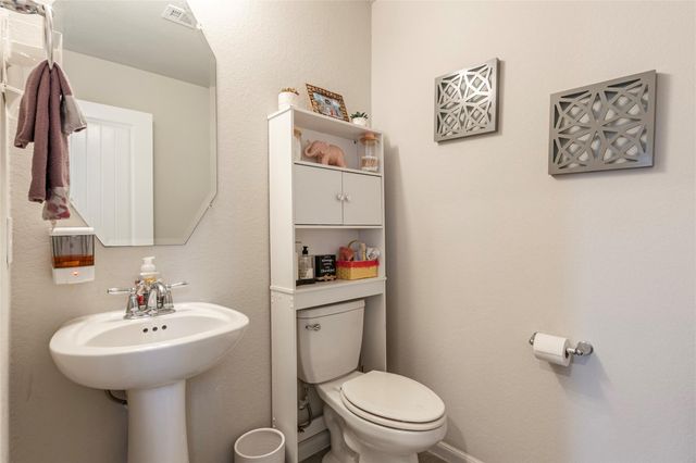 2214 Del Mar Drive, Texas City, TX 77568