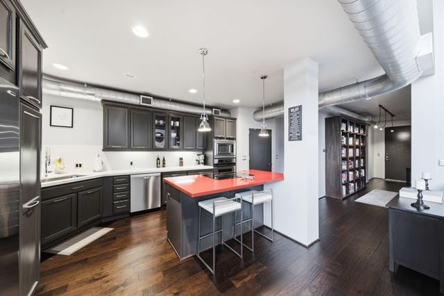 1005 S Shepherd Drive 818, Houston, TX 77019