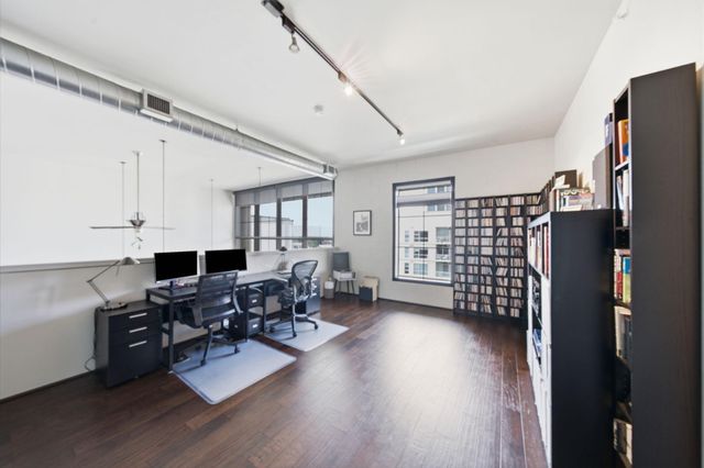 1005 S Shepherd Drive 818, Houston, TX 77019