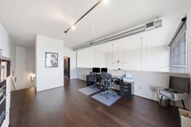 1005 S Shepherd Drive 818, Houston, TX 77019