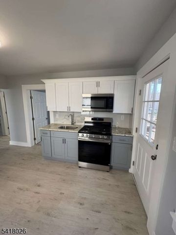 1920 S Wood Ave, Linden City, NJ 07036