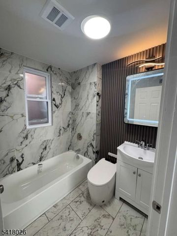 1920 S Wood Ave, Linden City, NJ 07036