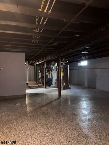 1920 S Wood Ave, Linden City, NJ 07036