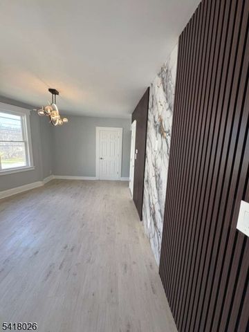 1920 S Wood Ave, Linden City, NJ 07036